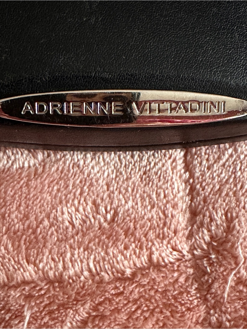 🤎Vintage 1990s Adrienne Vittadini AV5011S Oval Sunglasses Brown Tortoise w Case - Picture 3 of 6